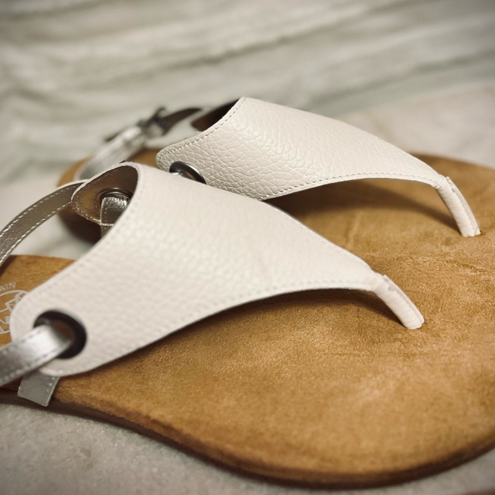 NIB White Mountain Women's London Flat Sandals
